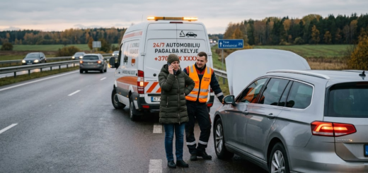 Automobilių pagalba kelyje: Kodėl tai tapo svarbiausia šiuolaikinio vairuotojo ramybės dalimi