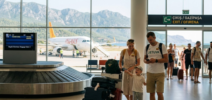 Skrydžiai į Gazipašą: Atraskite ramesnę Turkijos Rivjeros pusę